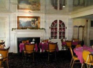 Rodeway Amish Country Hotel 2*